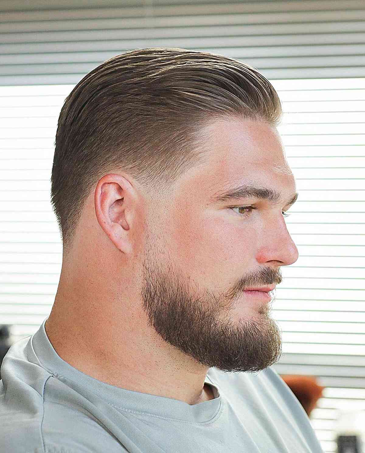 34 Awesome Slicked Back Hairstyles for Stylish Guys