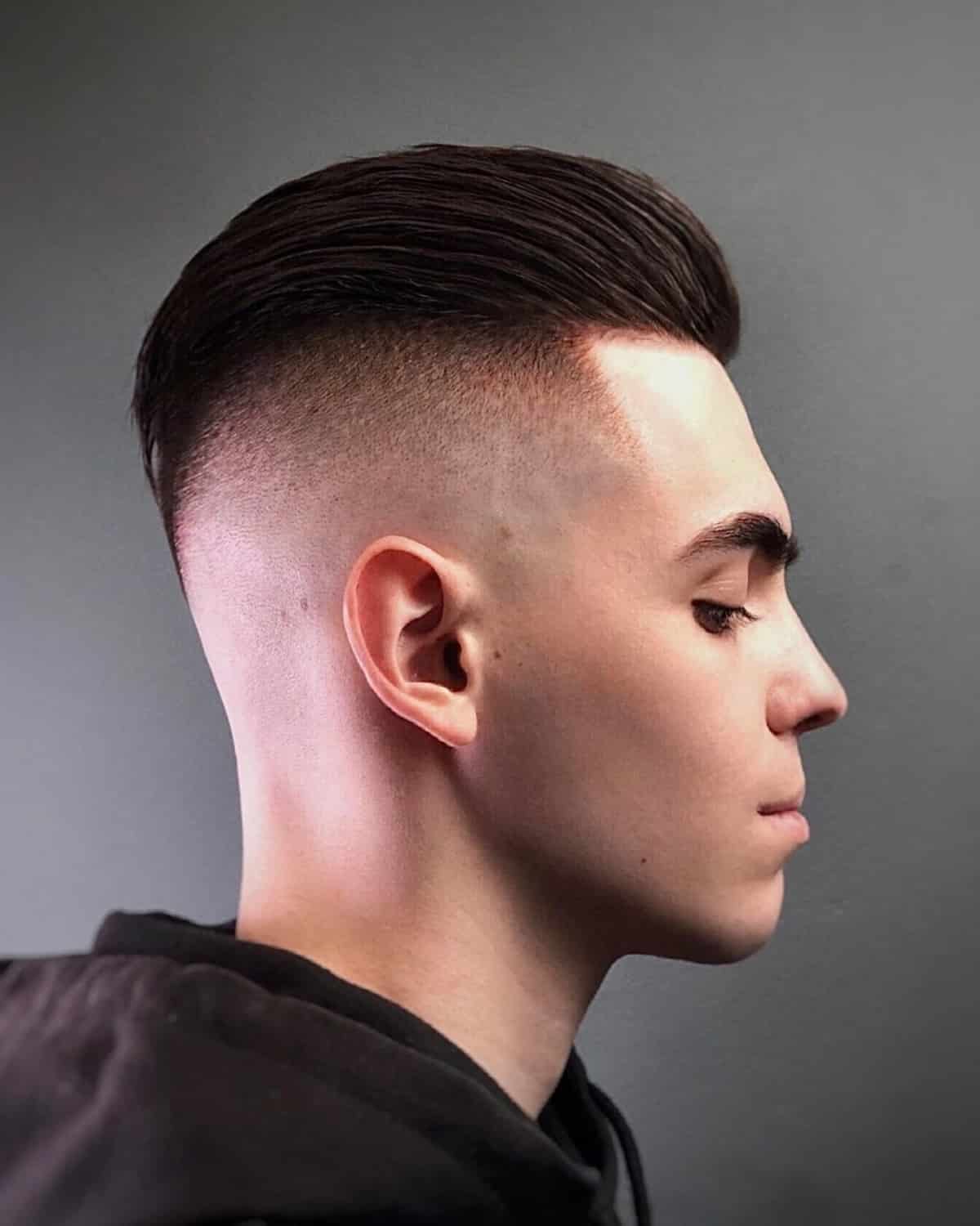 34 Awesome Slicked Back Hairstyles for Stylish Guys