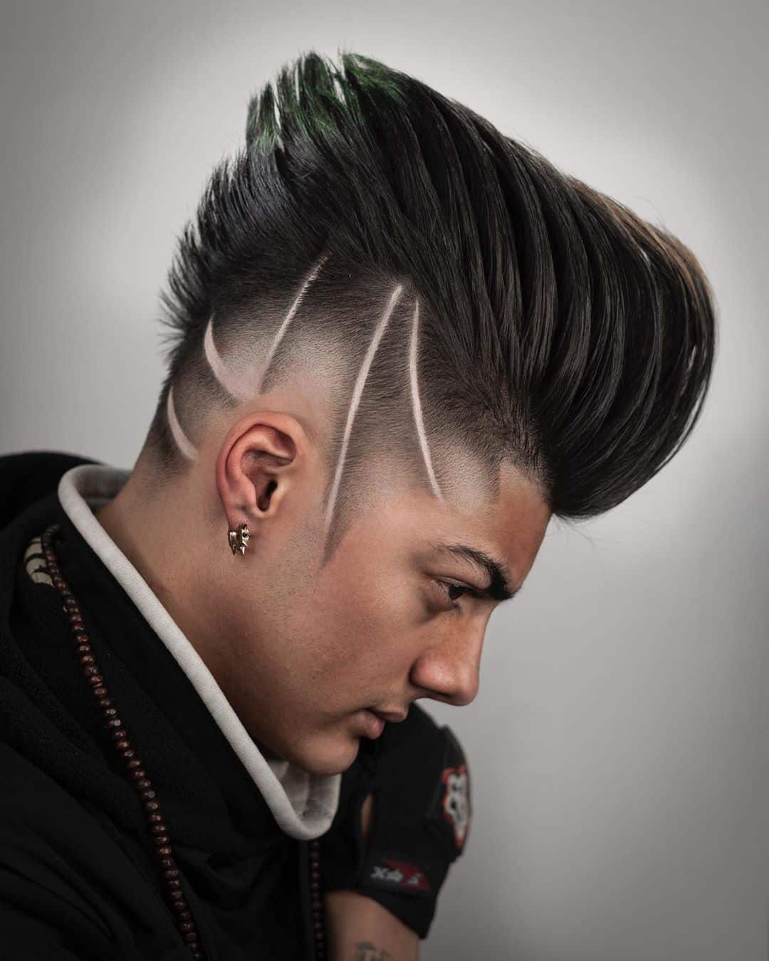 34 Awesome Slicked Back Hairstyles for Stylish Guys