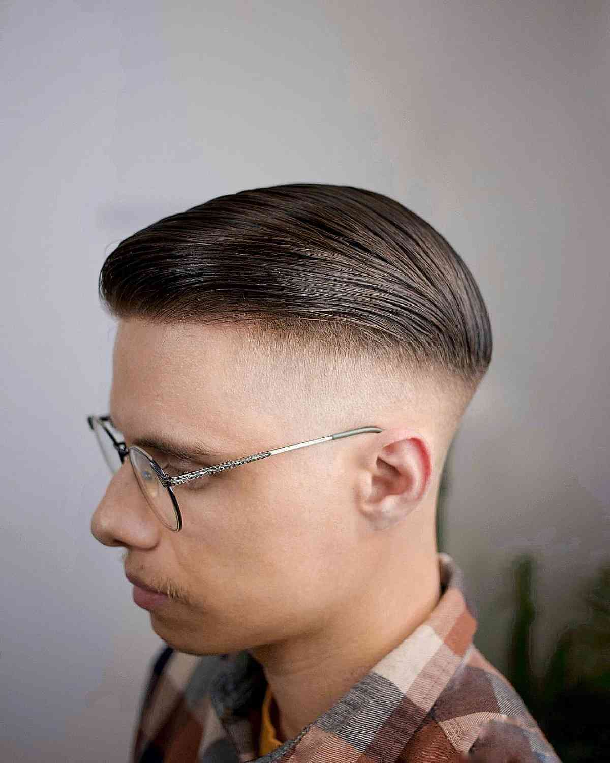 55 Dapper High Fade Haircuts for Men to Show Off