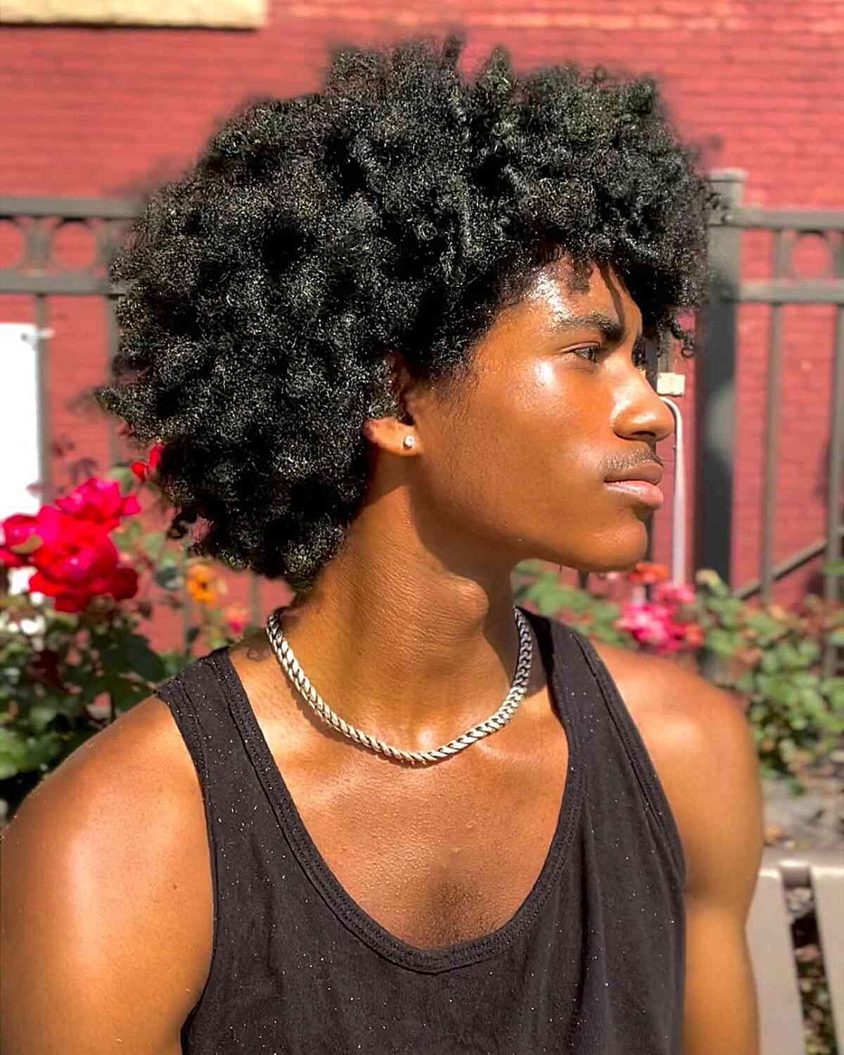 46 Fresh Hairstyles + Haircuts for Black Men in 2025