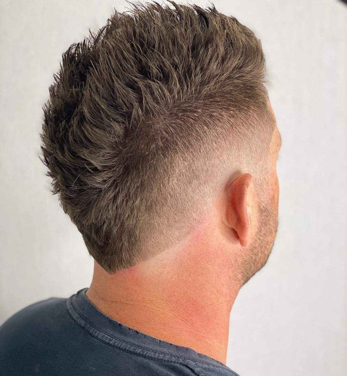 21 Hottest Fohawk (Faux Hawk) Haircuts &#038; Hairstyles for Men in 2025