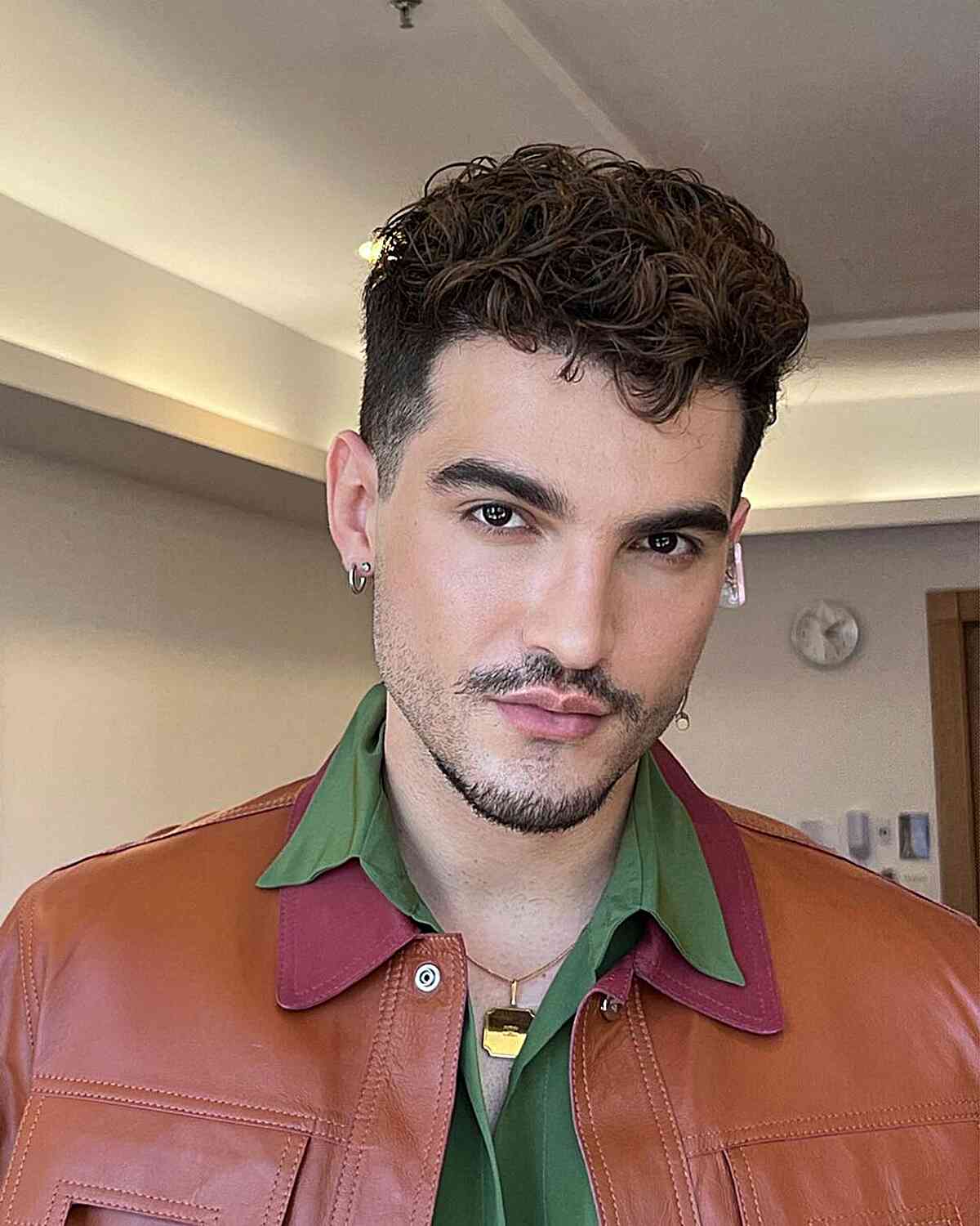 21 Hottest Fohawk (Faux Hawk) Haircuts &#038; Hairstyles for Men in 2025