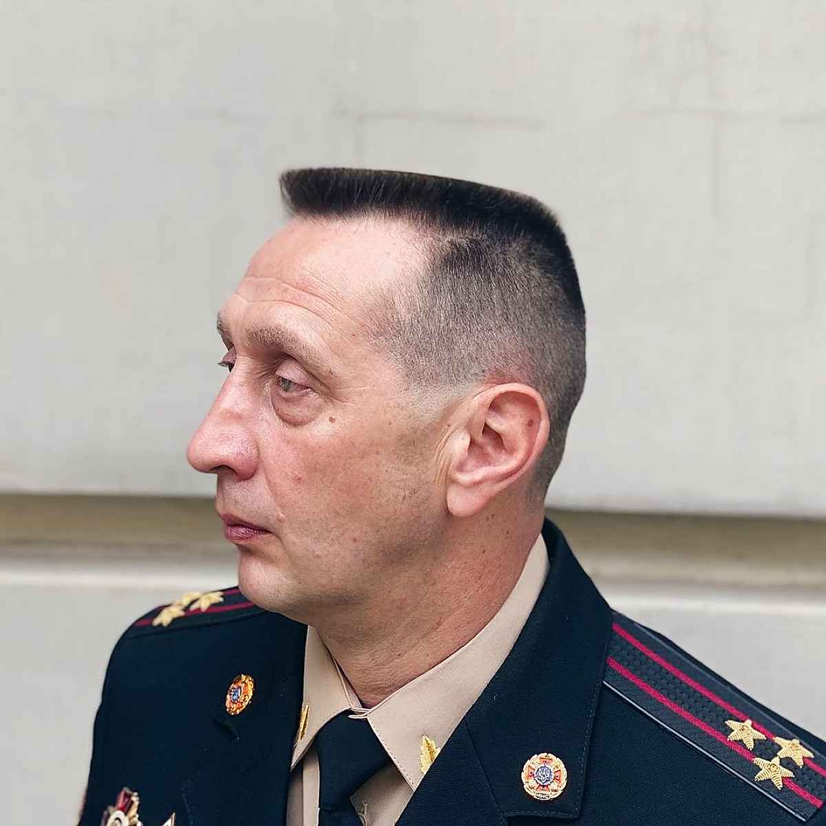 23 Coolest Flat Top Haircuts for Men in 2025 + How to Style