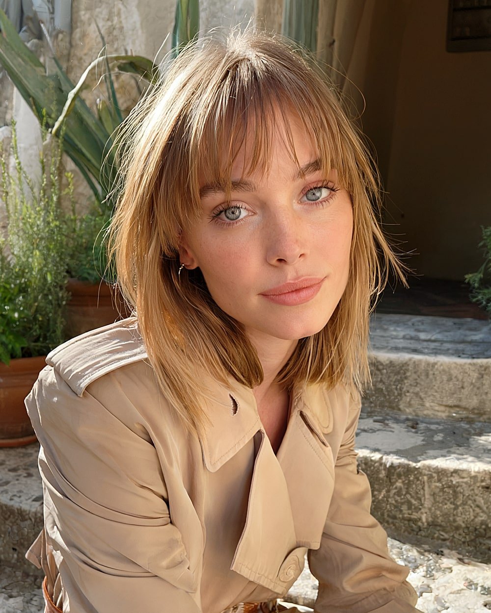 20+ Flattering Wispy Bangs for Big Foreheads to Try in 2025