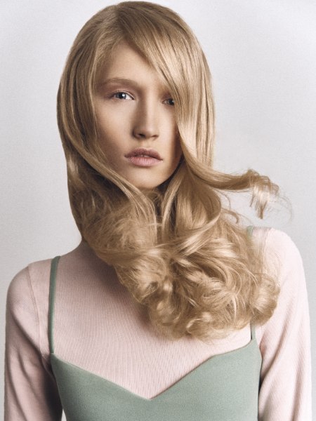 SS20 Hairstyles by Laetitia Guenaou