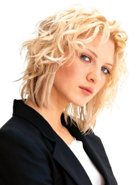 "Feeling" by Intercoiffure Mondial