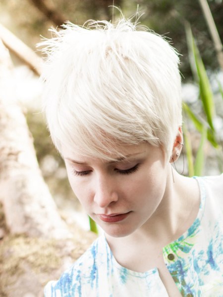 Summer Love by Guys & Dolls Intercoiffure
