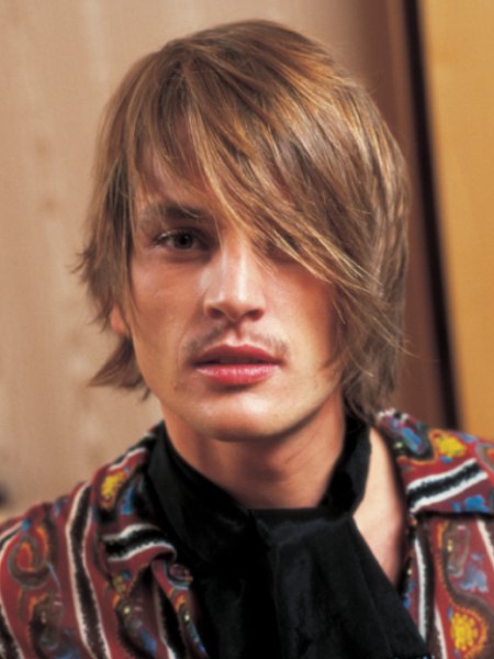 Blonde &amp; Blond by Intercoiffure Mondial