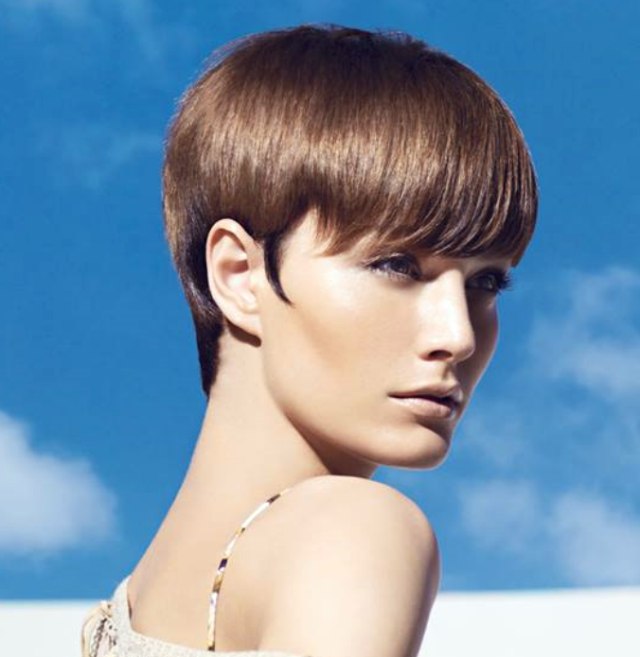 Short Hairstyles with Blunt Bangs