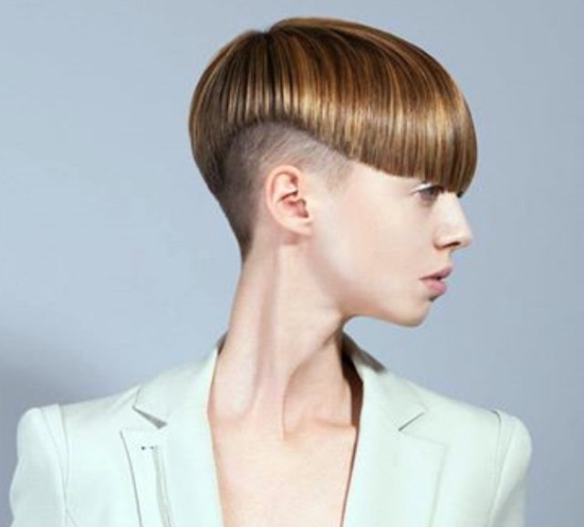 Short Hairstyles with Blunt Bangs