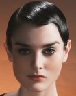 Ladies Short Hair Fashion (7)