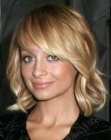Medium Celebrity Hairstyles (1)