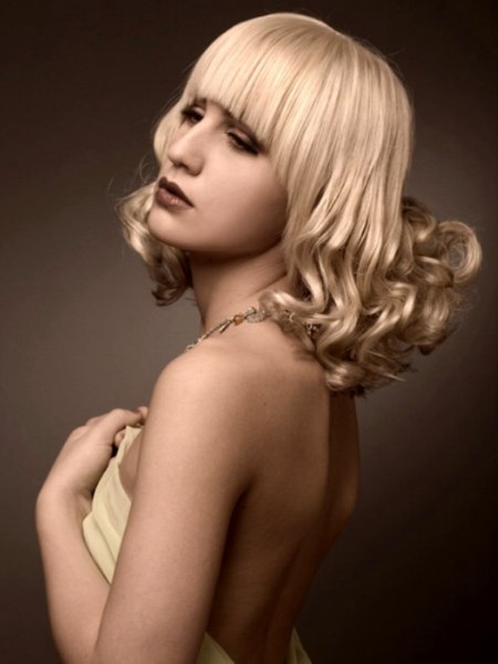 A La Retro by Caprice Salon