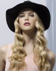 Pictures of Hairdos for Long Hair (22)