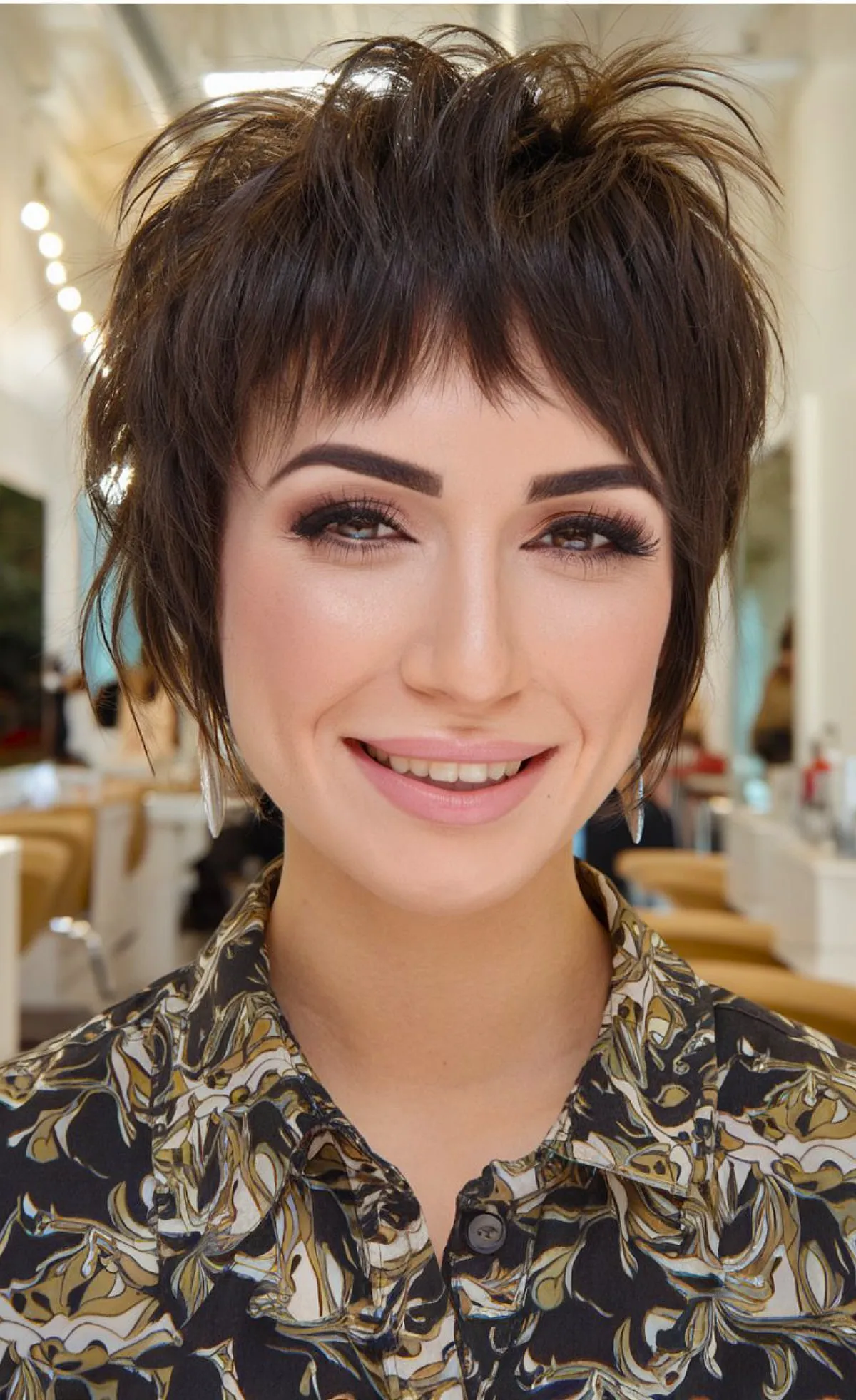 51 Low-Maintenance Shaggy Haircuts with Bangs for Busy & Trendy Women